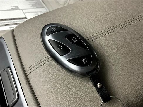 Used 2025 Hyundai Tucson SEL FWD image 12