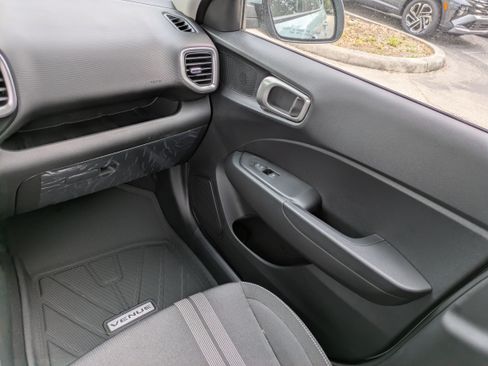 New 2026 Hyundai Venue SEL FWD image 14