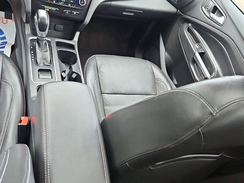 Used 2018 Ford Escape SEL w/ Canadian Touring Package AWD/4WD image 25