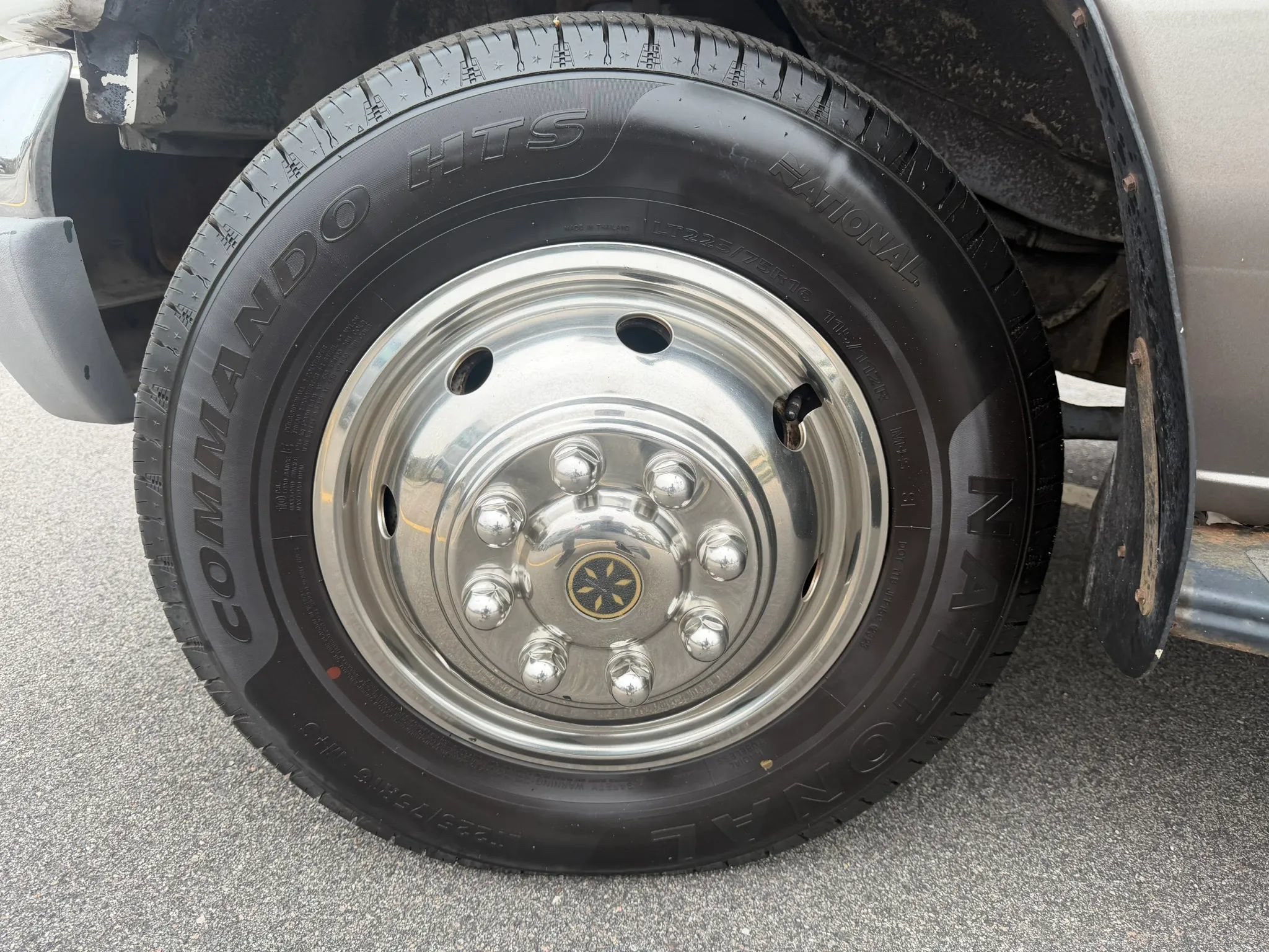Used 1998 Ford E-350 and Econoline 350 RWD image 9