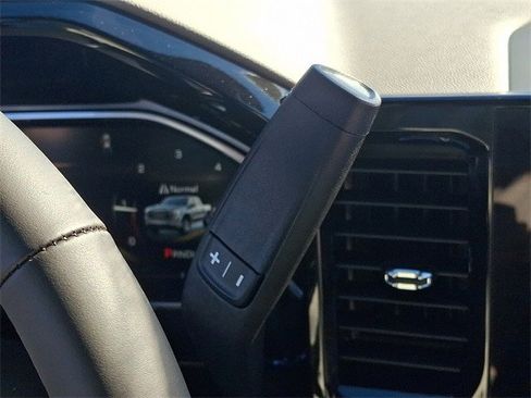 New 2026 GMC Sierra 1500 SLE w/ X31 Off-Road Package image 11