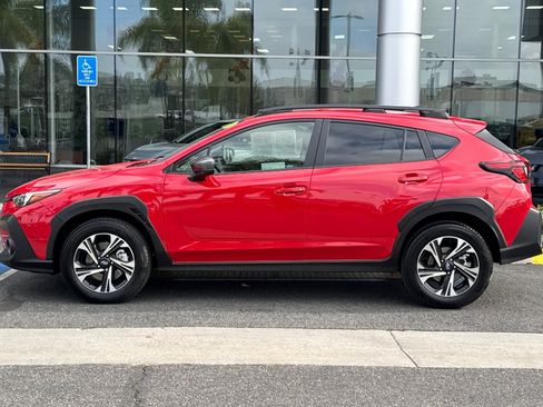 Used 2025 Subaru Crosstrek 2.5i Premium AWD/4WD image 8