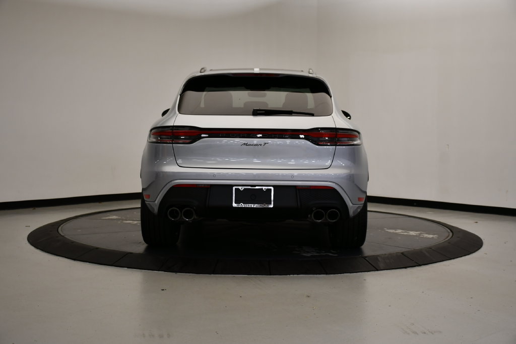 Certified 2026 Porsche Macan Turbo AWD/4WD image 6