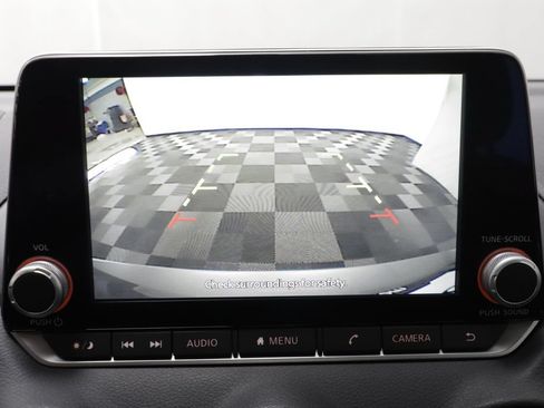 Used 2023 Nissan Sentra SV FWD image 10