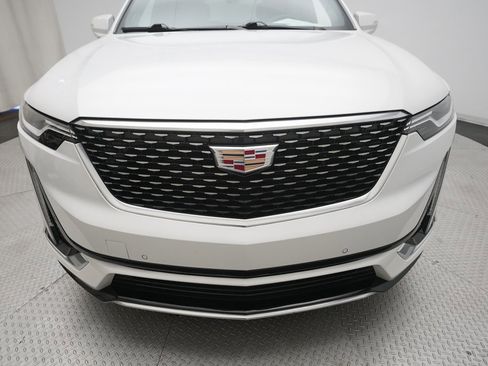 Used 2024 Cadillac XT6 Premium Luxury w/ LPO, Floor Liner Package image 22