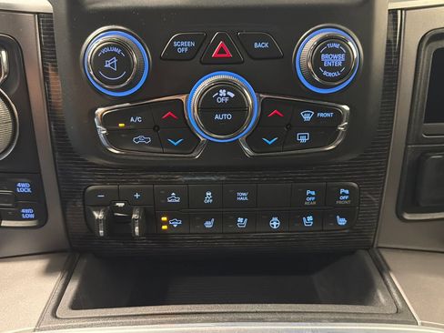 Used 2016 RAM 1500 Limited AWD/4WD image 10