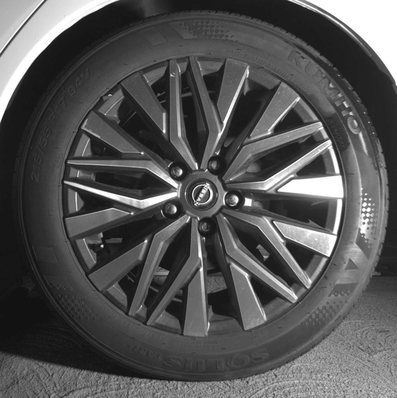 Used 2025 Nissan Altima 2.5 SV FWD image 16