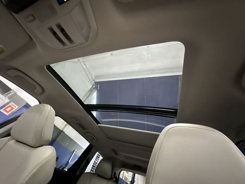 Used 2025 Subaru Ascent Limited AWD/4WD image 17