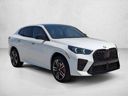 New 2026 BMW X2 xDrive28i w/ Technology Package AWD/4WD image 7