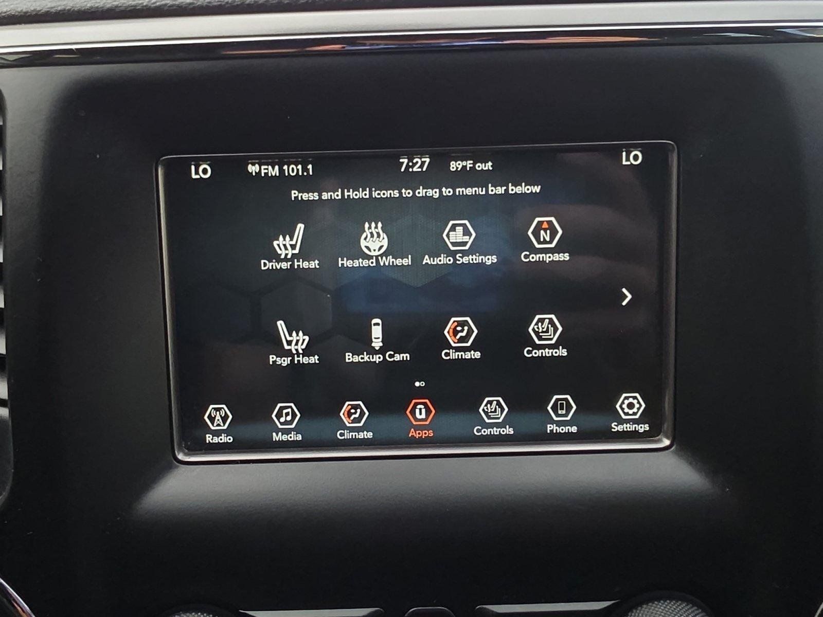 Used 2019 Jeep Grand Cherokee Laredo AWD/4WD image 18