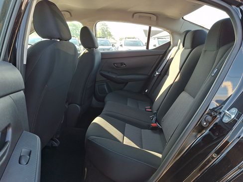 Certified 2025 Nissan Sentra SV w/ All-Weather Package FWD image 10