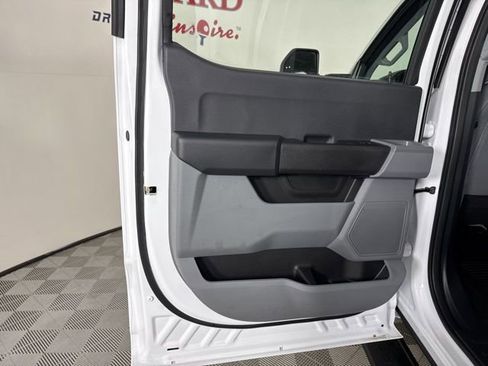 New 2026 Ford F250 XL w/ XL Chrome Package image 17