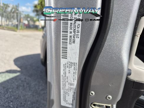 Used 2023 Jeep Compass Limited AWD/4WD image 25