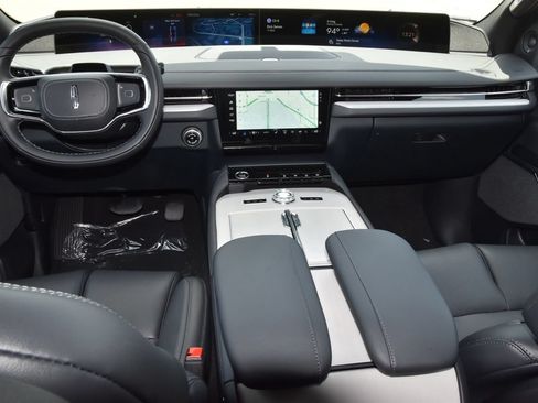 New 2027 Lincoln Navigator Reserve w/ Jet Appearance Package AWD/4WD image 17