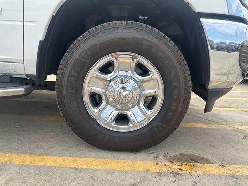 Used 2020 RAM 2500 Big Horn AWD/4WD image 32