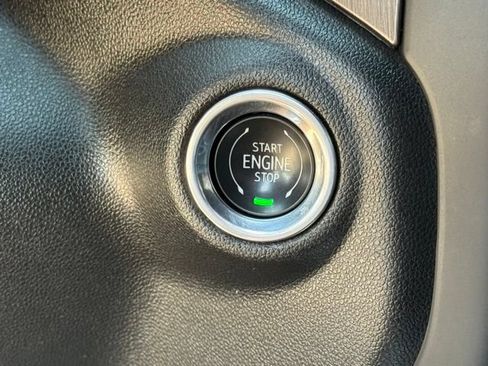 Used 2020 GMC Sierra 1500 AT4 w/ AT4 Premium Package AWD/4WD image 25