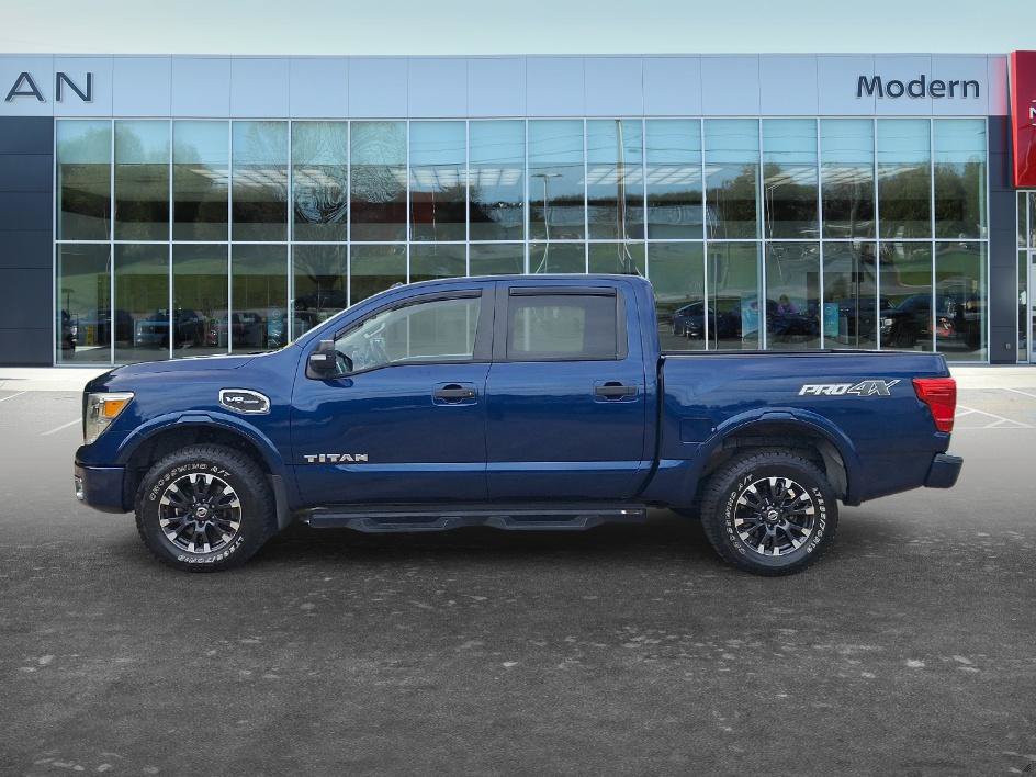 Used 2017 Nissan Titan PRO-4X AWD/4WD image 7