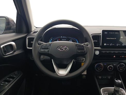 New 2026 Hyundai Venue SE FWD image 12