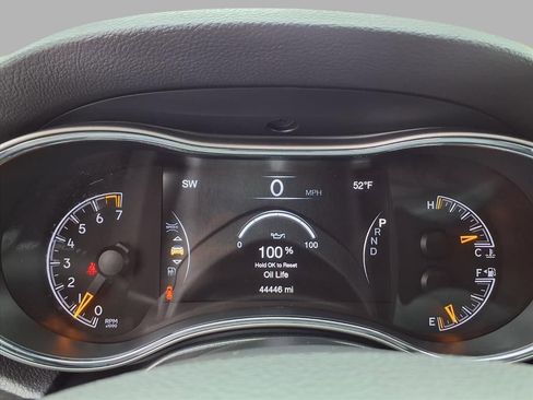 Used 2020 Jeep Grand Cherokee Limited image 15