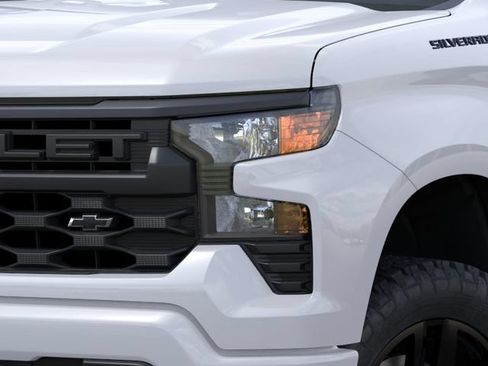 New 2026 Chevrolet Silverado 1500 Custom RWD image 10
