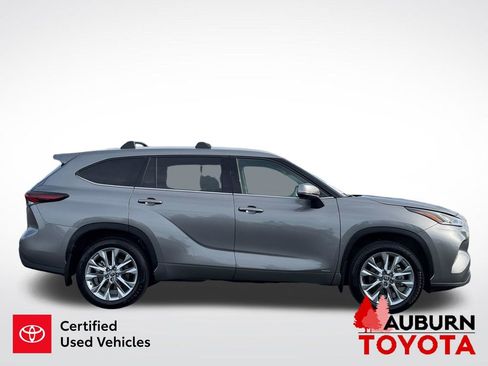 Certified 2026 Toyota Highlander Limited image 5