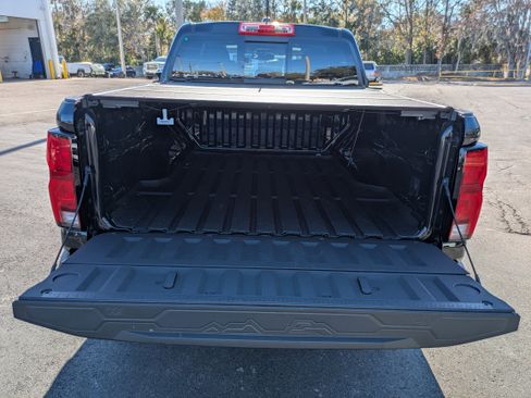 Certified 2025 Chevrolet Colorado Z71 w/ Technology Package image 18