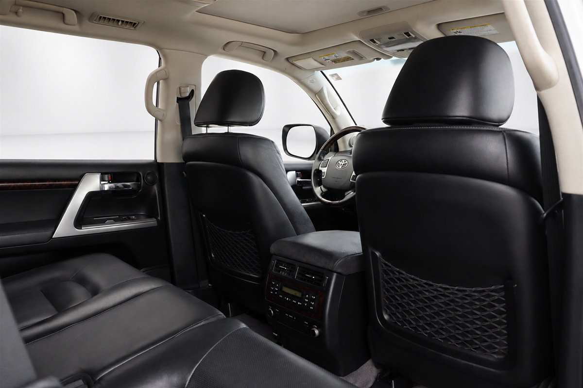 Used 2015 Toyota Land Cruiser AWD/4WD image 15