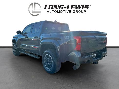 Used 2025 Toyota Tacoma SR5 image 4