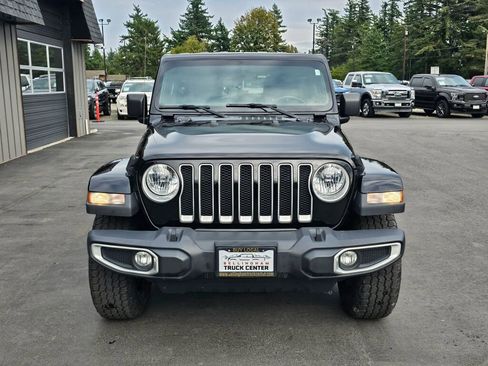 Used 2020 Jeep Wrangler Unlimited Sahara w/ Uconnect 4C Nav & Sound Group image 2