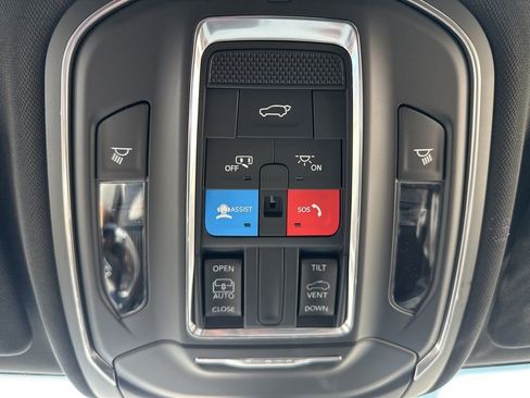 New 2025 Jeep Grand Cherokee L Laredo w/ Luxury Tech Group I AWD/4WD image 72
