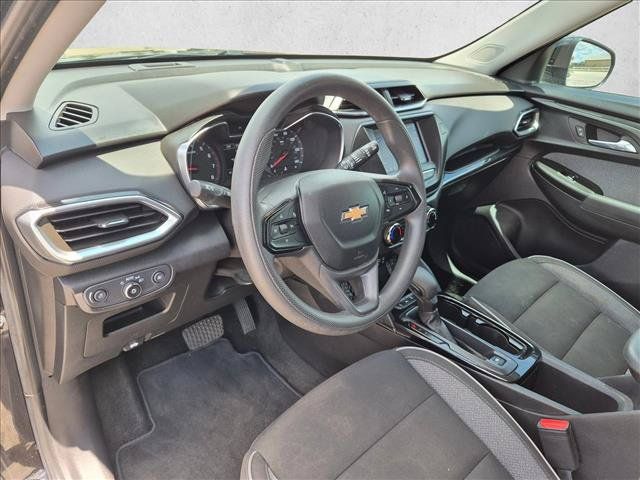 Used 2022 Chevrolet TrailBlazer LT FWD image 6