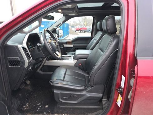 Used 2019 Ford F150 Lariat image 18