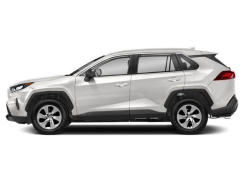 Certified 2021 Toyota RAV4 LE FWD image 3