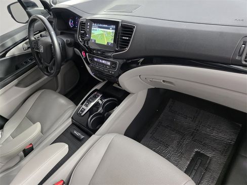 Used 2022 Honda Pilot Elite image 38