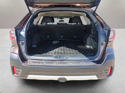 Used 2022 Subaru Outback Limited image 22