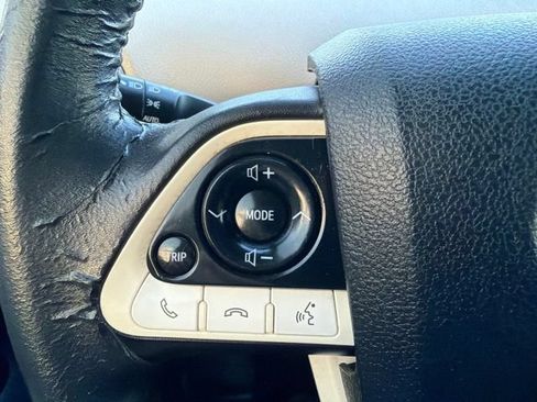 Used 2017 Toyota Prius Three w/ Carpet Mat Package FWD image 23