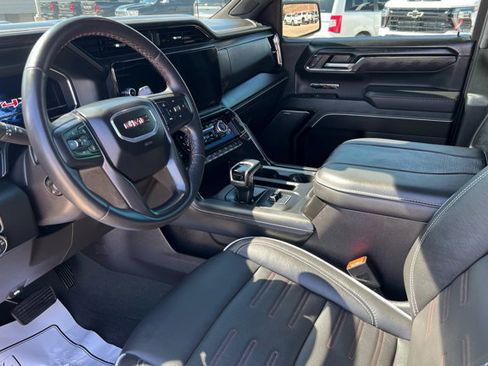 Used 2024 GMC Sierra 1500 AT4X image 15