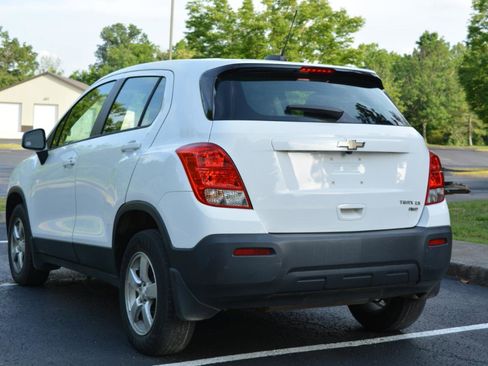 Used 2016 Chevrolet Trax LS w/ LPO, Protection Package AWD/4WD image 7