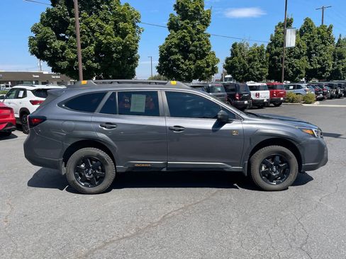 Used 2022 Subaru Outback Wilderness AWD/4WD image 6