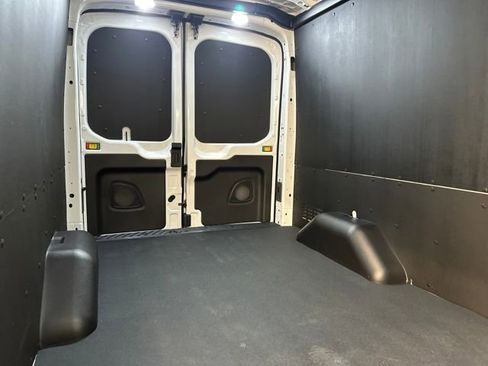 New 2026 Ford Transit 250 148 Medium Roof image 11