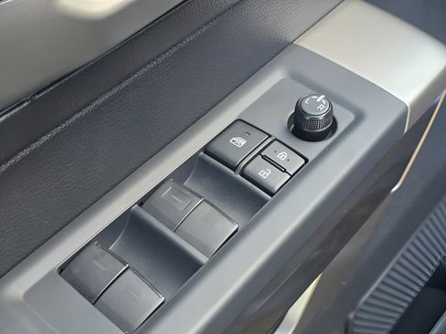 Used 2022 Toyota Tundra SR5 image 14