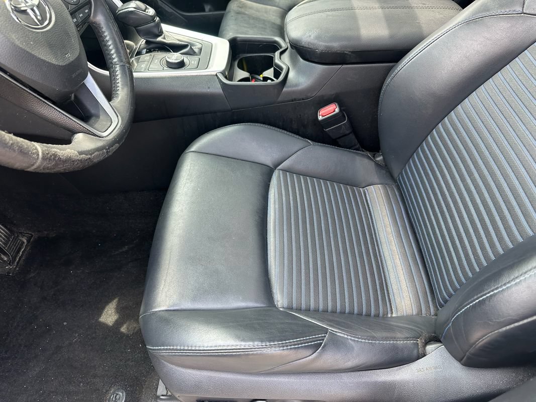 Used 2020 Toyota RAV4 XSE AWD/4WD image 35