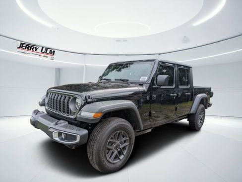 New 2026 Jeep Gladiator Sport AWD/4WD image 7