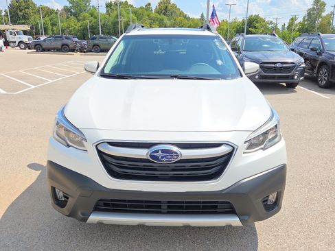 Used 2020 Subaru Outback Limited w/ Popular Package #2 AWD/4WD image 8