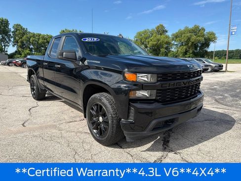 Used 2019 Chevrolet Silverado 1500 Custom w/ Custom Value Package AWD/4WD image 6