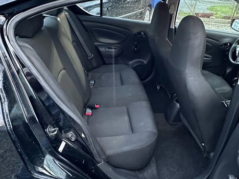Used 2017 Nissan Versa S image 17