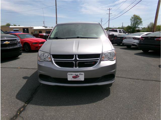 Used 2017 Dodge Grand Caravan SE FWD image 15
