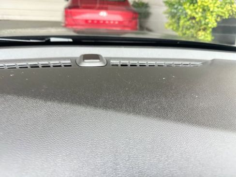 Used 2025 Chevrolet TrailBlazer LT image 18