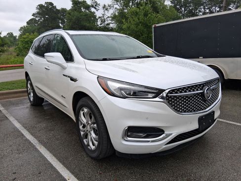 Used 2021 Buick Enclave Avenir w/ LPO, Floor Liner Package FWD image 1