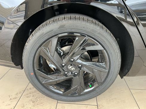 New 2026 Hyundai Elantra SEL Sport Premium image 15